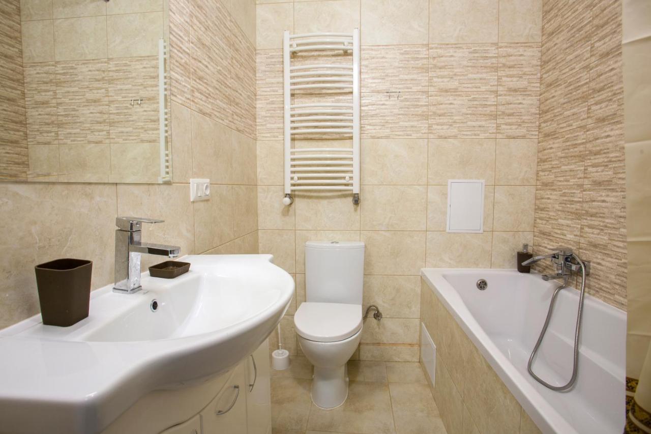 Apartment In Center Premium Ивано-Франковск Экстерьер фото
