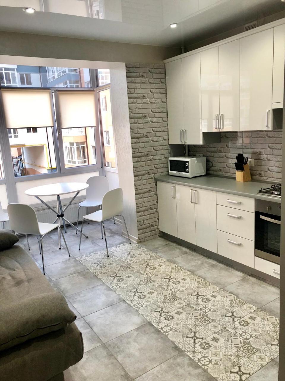 Apartment In Center Premium Ивано-Франковск Экстерьер фото